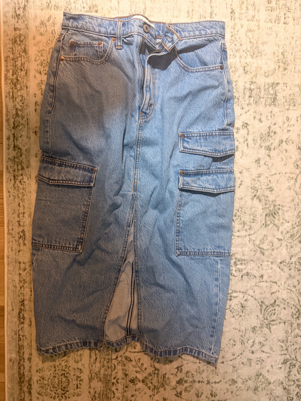 Abercrombie & Fitch Light Blue High-Rise Denim
